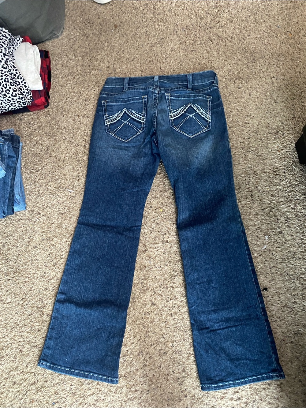 Ariat Dark Blue Flare Jeans with Embroidered Back Pockets NWOT